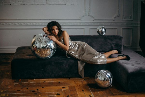 Comment choisir des chaussures compensées pour un confort optimal et un look tendance?